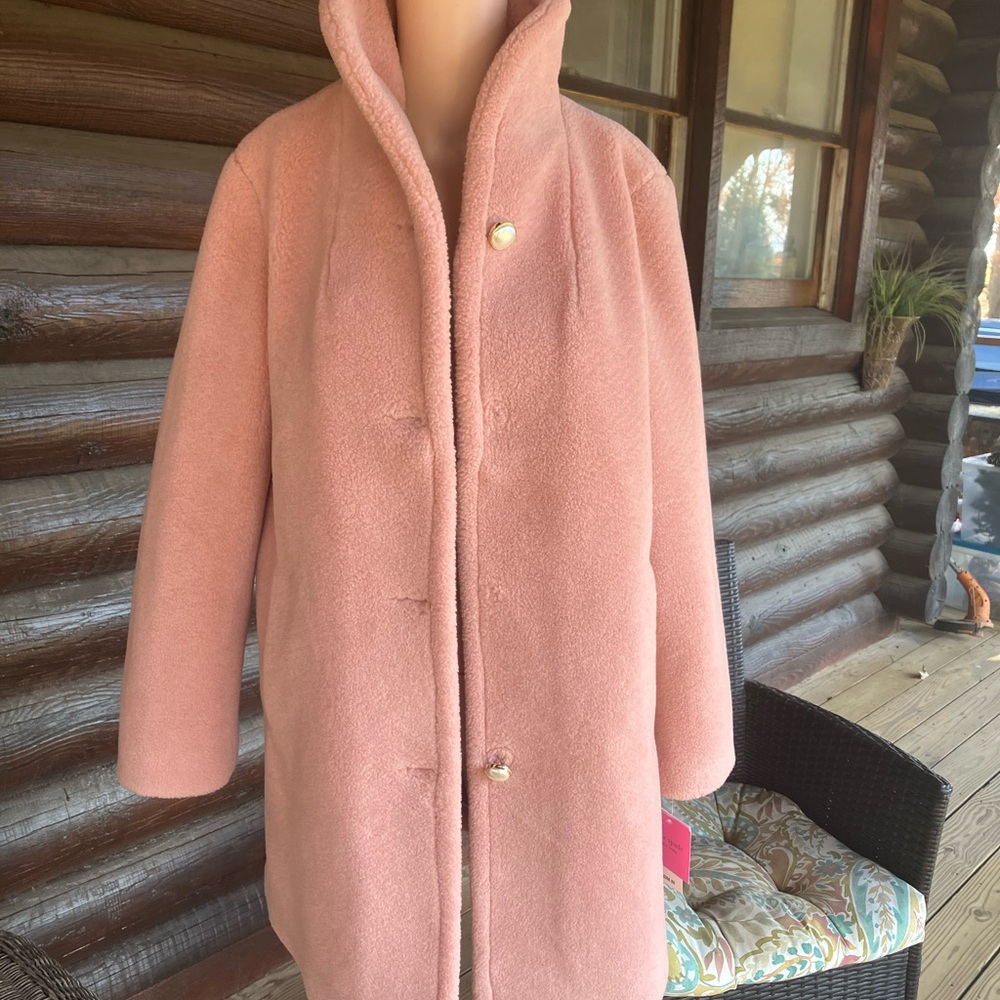 Beautiful chic Kate Spade soft pink winter coat, fully lined, slit side pockets.